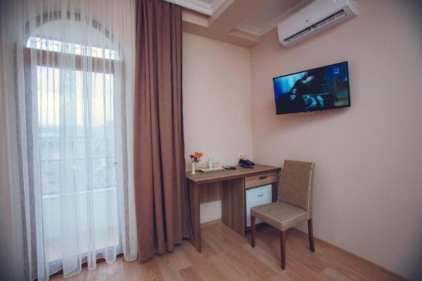Daisi-Sunset Hotel (Batumi)